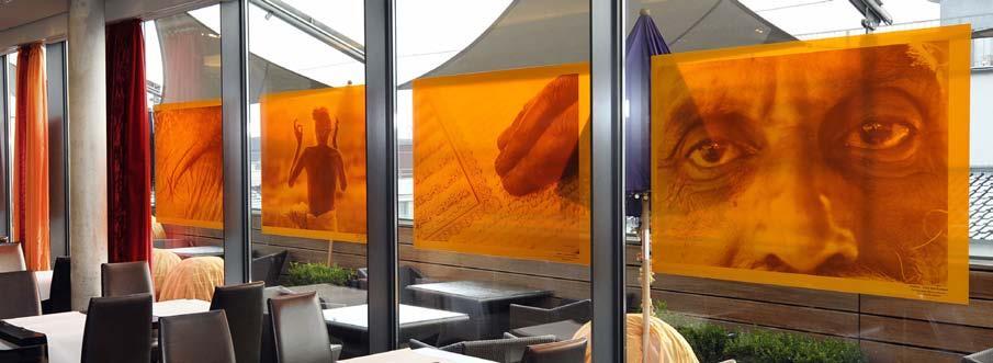 Die Fenstergestaltung im le Corange Für die Fenstergestaltung in der Bar des Restaurants le Corange wurden