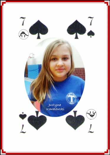 vor, während und nach dem Turnier. Justyna Kowalewski Mein Name ist Justyna Kowalewski, ich bin 14 Jahre alt und 2011 durch Larissa Drews zum Ringen gekommen.