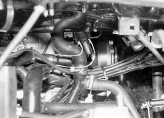Audi A4 Wassereinbindung bei Fahrzeug mit Automatikgetriebe - Fahrzeugeigenen Wasserschlauch (0/,) vom Abgaskühler (Motoraustritt) zum