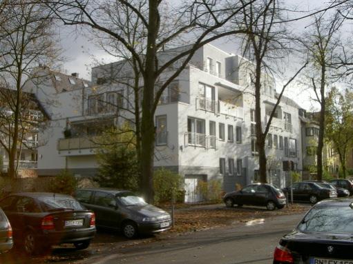 -Wohnhaus, Neuenkamp 69.71, Leverkusen, 1997 6-Fam.-Wohnhaus, Robertstraße, Gummersbach, 1999 4-Fam.-Wohnhaus, Im Wiehler Feld 16, Wiehl, 1998 3-Fam.