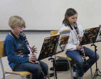 Im Juni haben wir als Bläserklasse am Frühlingskonzert des Musikvereins Flüelen einen weiteren Auftritt.