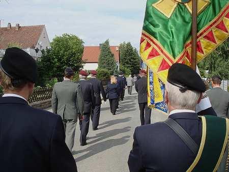 Infanterieregimentes aus Friesen in historischen Uniformen paradierten