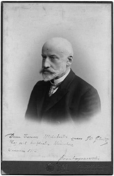 300 AUFSÄTZE UND MISZELLEN Hausordens verliehen worden. Die Universität Jena hatte ihm am 24. Januar 1914 zum achtzigsten Geburtstag die philosophische Doktorwürde honoris causa verliehen.