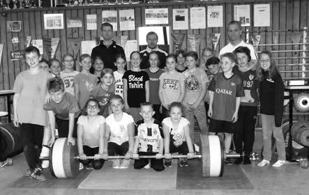 Klassen der Schule am Römerkastell in den Sportstunden Gewichtheben ausprobiert.