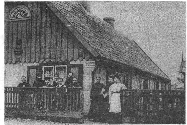 Das Foto zeigt die auf der vorigen Seite erwähnte Familie Reikowski Heinrich Solleske, Göt1rikstraße 12, 25524 Itzehoe Sehr geehrter Herr Müller,.