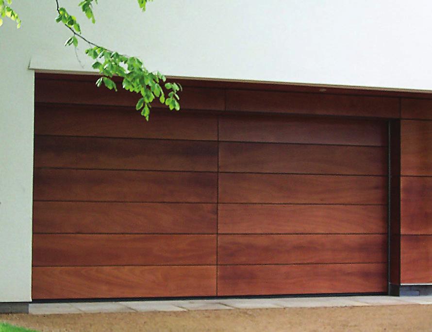 Das RUNDUM MEIR Decken-Sektionaltor aus Holz besticht durch seine frische und lebendige Ausstrahlung.