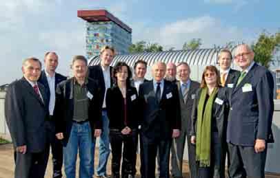 LEBENDIGE STADT Fotos: Stefan Gärtner / Kees Hummel Jurysitzung in Düsseldorf: (von links) Hans Nußbaum (GF Otto Nußbaum GmbH & Co KG), Florian Oelschläger (Beauftragter Lebendige Stadt ), Prof. Dr.