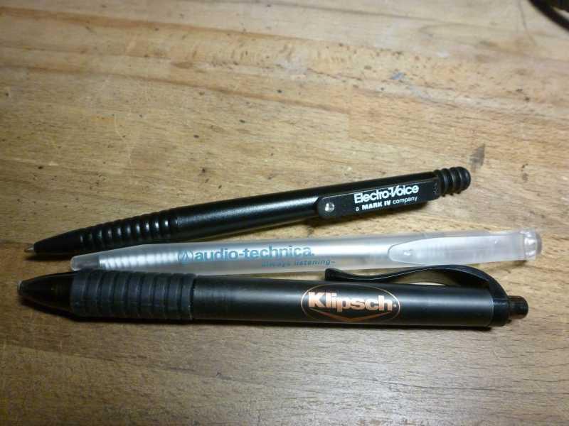 Kleine Freuden (2014-01-23) Gestern bekam ich diese drei Kugelschreiber als Mitbringsel überreicht. Darüber habe ich mich besonders gefreut!