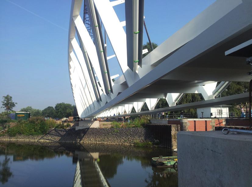 Für die Landesgartenschau in Hamburg haben wir gemeinsam mit Stahlbau Magdeburg einen prämierten Brückenentwurf realisiert.