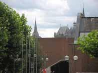 Für den Aachener Stadtkern sind Sichtbezüge typisch, die durch gekrümmte Straßenräume, Visierbrüche durch Topografie und Wechsel in der Bewegung gekennzeichnet sind.