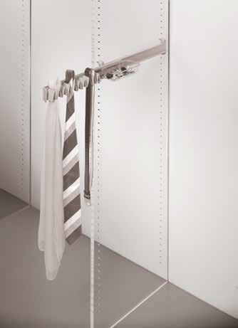 Kleiderlifte Krawattenhalter variabel Der ausziehbare Krawattenhalter auf kugelgelagerten Aluminiumlaufschienen eignet sich für die Montage an der Schrankwand - besonders für Schiebetürschränke.