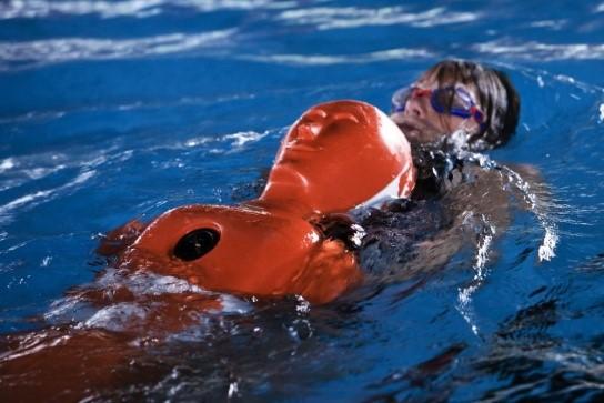 Ausbildung II Vom Schwimmer zum Rettungsschwimmer Ausbildung von Jugendlichen und Erwachsenen Kenntnisse im Rettungsschwimmen Rettungstechniken und