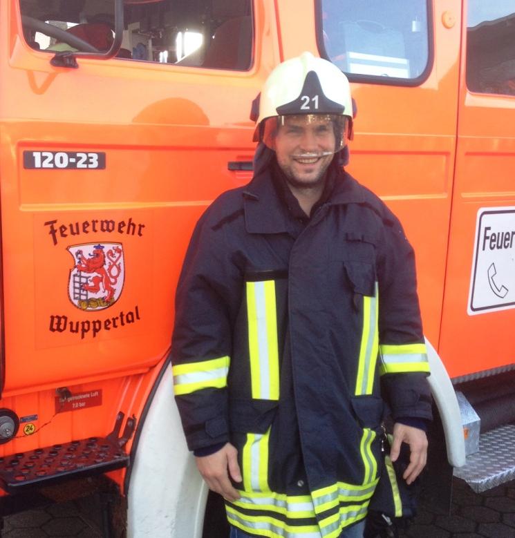 Feuerwehr Wuppertal Wir waren als Gast bei einem Handballspiel des Erstligisten BHC: