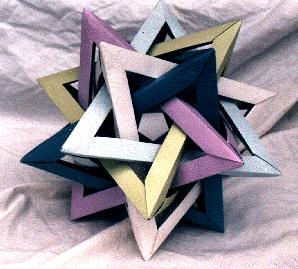 Würfelverdopplung mit Origami Unter der Würfelverdopplung versteht man die Aufgabe, einen Würfel zu konstruieren, der zu einem gegebenen Würfel das doppelte Volumen besitzt.