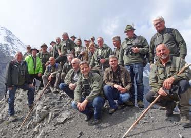 Lackner Exkursion in den Nationalpark Stilfserjoch Die Steinwildhegegemeinschaft Großglockner organisierte vom 30. bis 31. Mai 2015 eine Exkursion in den Nationalpark Stilfserjoch.