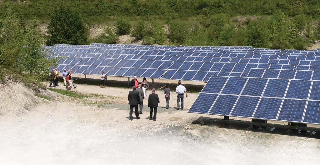 Fotovoltaikanlage im alten Gersheimer Kalkwerk Am 9. Juni wurde in Gegenwart zahlreicher Gäste die neue Solarzellenanlage vorgestellt.