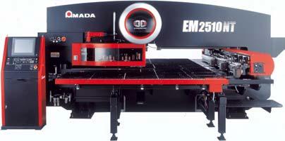Amada erweitert die EM-Serie zudem um zwei Maschinen mit 30 Tonnen Stanzkraft.
