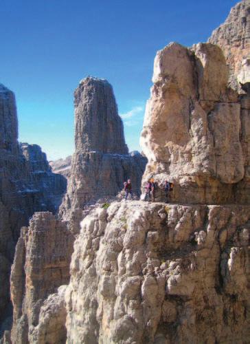 Tourenbericht: Berühmte Klettersteige der Brenta Berühmte Klettersteige der Brenta Senkrechte Wände, steile Leitern (11. - 18.09.