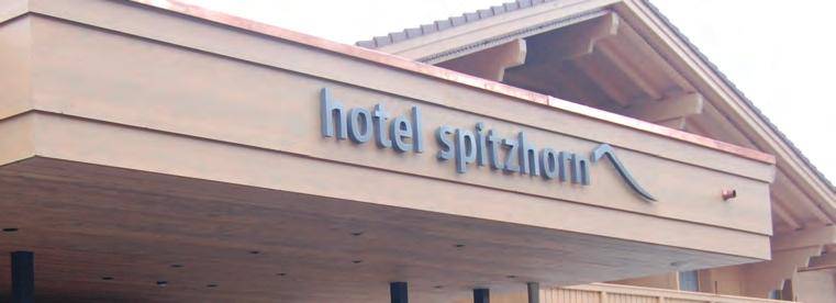 2 Würde man die bekannten Schweizer Hotelsterne nochmals in architektonischer Hinsicht steigern, dann hätte das Hotel Spitzhorn das Maximum in Form von fünf Hotel Architekturspitzensternen