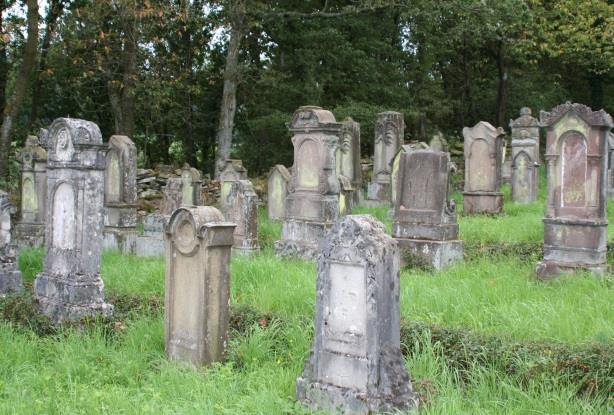 Auf den Spuren unserer Vorfahren Jüdische Friedhöfe in Gonnesweiler und Sötern größter und ältester erhaltener jüdischer Friedhof des