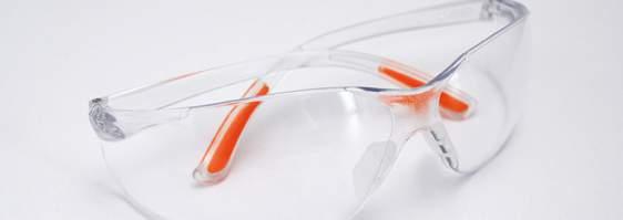 1 15 Einweghandschuhe Nitril/Latex, gepudert/ungepudert, Größen S bis XXL 100 Schutzbrille Stylische Panorama-Einscheibenbrille,