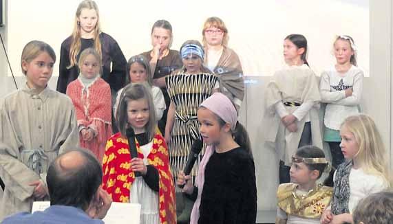 7 Kirchenmusik Kindermusical beeindruckt mit toller Musik und prächtigen Kostümen Silvesterkonzert Samstag, 31.12., 19 Uhr, St.