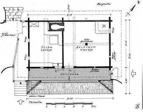Abb. 18: Grundriss des Fëur-Hofes 45 Im anderen Raum des Hauses befindet sich die Stube mit dachförmiger Decke und nachträglich eingebautem Ofen.