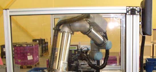 Mit der Unterstützung des Systemintegratoren International Industry Services (IIS) wurde der Roboter in die laufende Produktion integriert und der Fertigungsprozess damit deutlich flexibilisiert.
