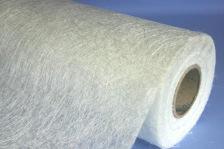 Textilglasmatten -pulvergebunden- Beschreibung: Die Matten bestehen aus geschnittenen & nicht orientierten E-Glasspinnfäden, die mit einer Silaneschlichte versehen sind.