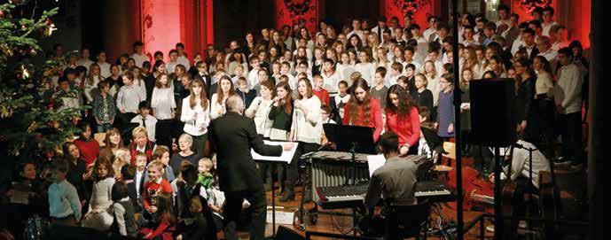 Mein FG Basel An Aufführungen wie dem Weihnachtskonzert hat Lorenz Tobler nur Augen und Ohren für die Musizierenden. Musik belegen müssen. Und bei uns am FG Basel hat Musik nach wie vor ihren Platz.