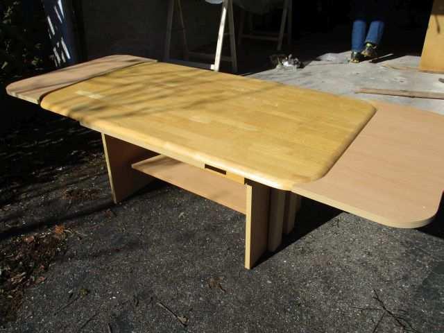 Wir bieten an # 0001 Couchtisch (Naturholz, ausziehbar, höhenverstellbar) Couchtisch (Naturholz, ausziehbar, höhenverstellbar) Tischplatte: 67cm X