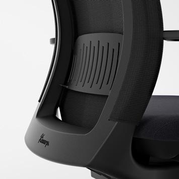 SITZHÖHE Die Sitzhöhe des Stuhls kann problemlos an die Körpergröße und andere Bedürfnisse der Nutzer angepasst werden.