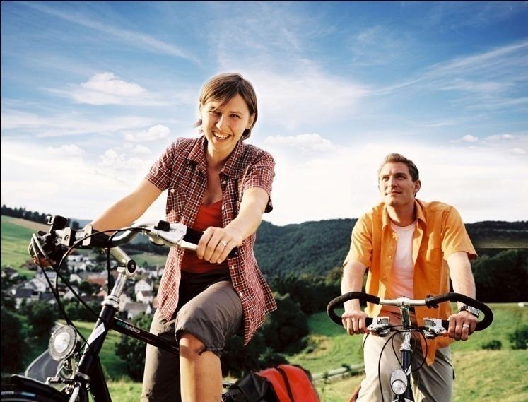 Fahrradtourismus kann jeder? Die Anzahl der Radfernwege als vermarktbare Produkte im Fahrradtourismus hat in den letzten 20 Jahren sehr stark zugenommen.