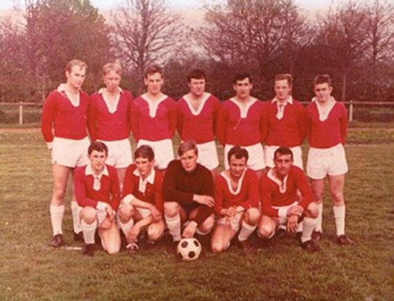 Meißner; Thorsten Decker. Der Fußballkreismeister der Saison 1968/69 (Bild oben), die damalige 1.
