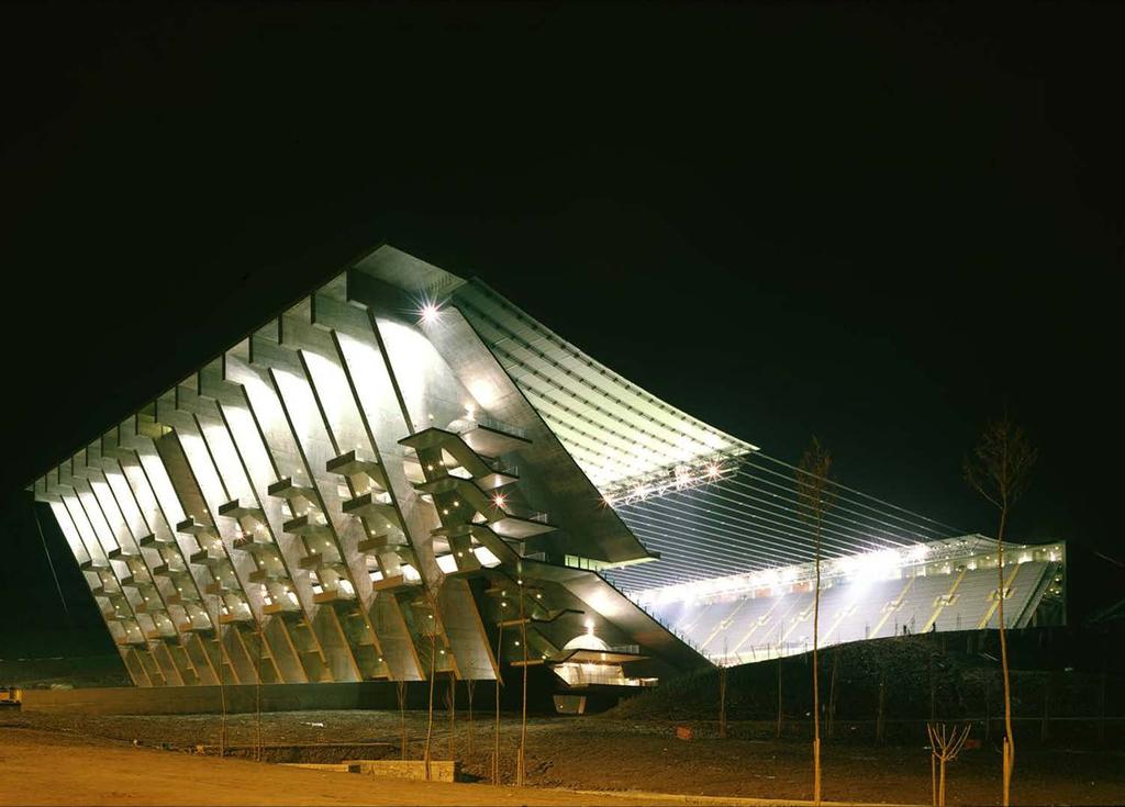 Architektur für den Sport Beispiele > Städtisches Stadion