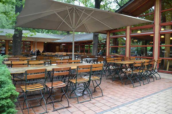 ) Waldschänke Restaurant Restaurant Waldschänke Außenterrasse Waldschänke Waldschänke innen Es gibt Tische mit heller und