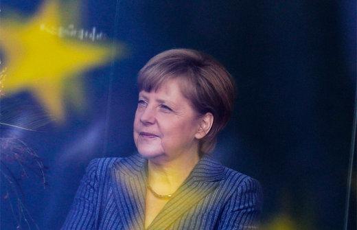 Merkel setzt nicht auf Einstimmigkeit Deutschlands Kanzlerin Angela Merkel hat erstmals zu erkennen gegeben, dass sie bei der Entscheidung über den nächsten EU-Kommissionspräsidenten im Rat der