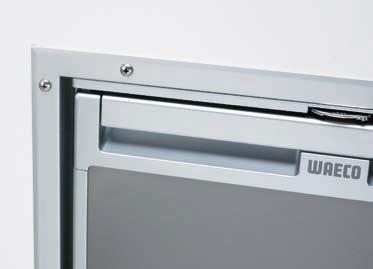 Verriegelungsmechanismus ausgestattet. Während des Kühlbetriebs wird die Tür oben und unten arretiert doppelt sicher.