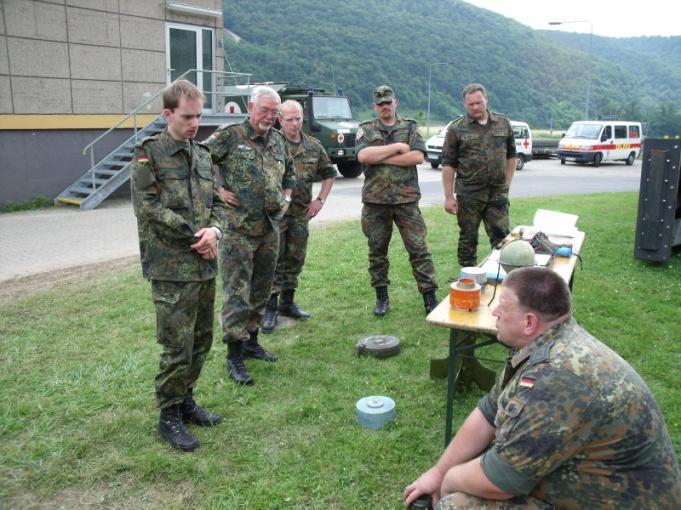 Vorbereitung der Minenausbildung.