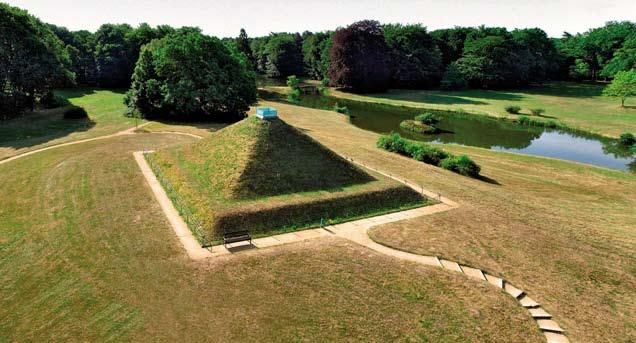 Fürst-Pückler-Parks Als grenzüberschreitende deutsch-polnische Anlage stellt der Muskauer Park ein außergewöhnliches Beispiel englischer Landschaftsgartenkunst dar 2004 gekürt mit der Auszeichnung