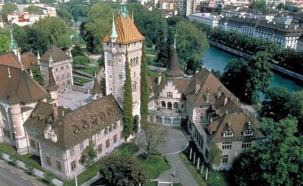 Datum: Name: Landesmuseum Zürich Parcours durch die Ausstellung «Geschichte Schweiz» Das Landesmuseum Zürich