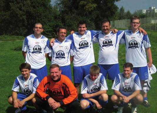 überbringen. Das jährlich stattfindende Fußball-Turnier des Regimentes fand am 30.08.2008 statt.