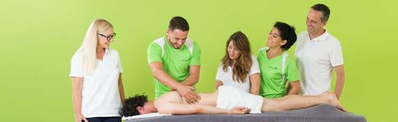 Die Massage ist eine mit den Händen durchgeführte mechanische Beeinflussung der oberen Körperschichten mit Wirkung auf den gesamten Organismus und schließt auch die Psyche mit ein.