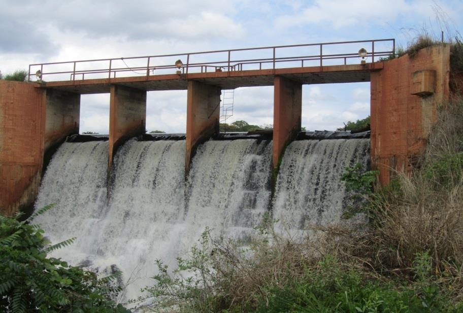 Für das Kraftwerk wurde der Fluss Ruvuma gestaut, der später die Grenze