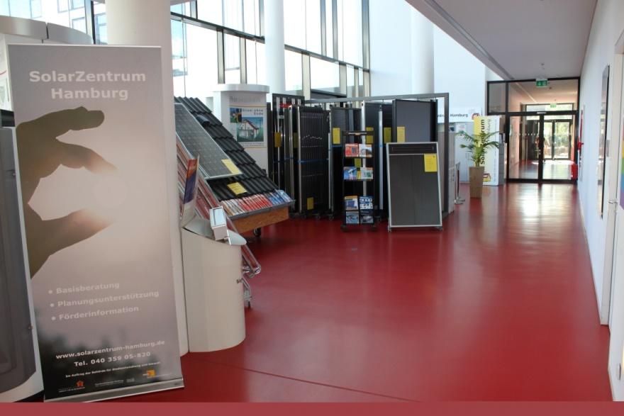 Das Projekt SolarZentrum Hamburg! Ausstellungsbereich - Kollektoren! - Speicher! - Module!