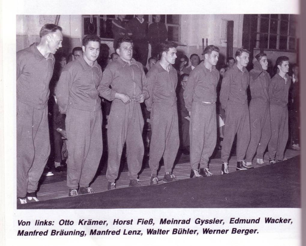 1959 feiert der Schützenverein sein 50 jähriges Jubiläum. Der ASV übernimmt die Aufstellung vom Triumph-Bogen.