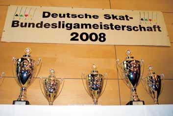 DSkV Staffeleinteilung 2008 1. Bundesliga Herren Staffelleiterin: Ute Modrow - Richard-Wagner-Str. 4 b - 23556 Lübeck - 0451-4791630 Rang KB LV.VG.V Verein 1 A 01.11.013 Ideale Jungs Berlin 2 B 03.31.