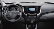 Pajero 5-Türer SUV-Star 3.2 DI-D 4WD Automatik Kraftstoffverbrauch (l / 00 km) innerorts 0,5; außerorts 8,6; kombiniert 9,3. CO2-Emission kombiniert 245 g / km. Effizienzklasse D.