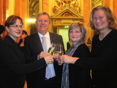 v.l. Sandy Herrmann, Gotthard Dittrich, Manuela Rauchfuß, Iris Engländer An erster Stelle steht die Fertigstellung des Campus Graphisches Viertel zwischen Salomon- und Inselstraße.