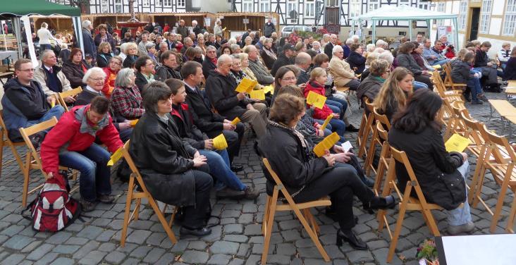 www.frankenberg-goslar.de Wer hilft mit beim Kirchkaffee?